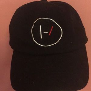 Twenty One Pilots hat